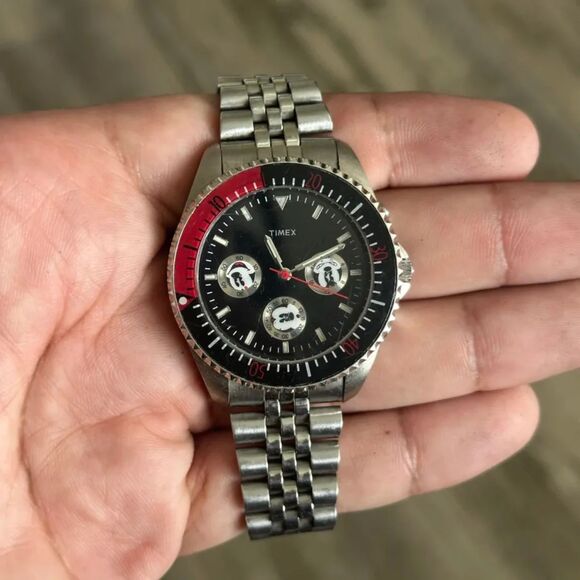 Vintage 1997 Timex Disney Mickey Mouse Chronograph Wrist Watch - Picture 2 of 5